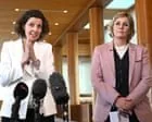 Zali Steggall e Allegra Spender lançam novo partido voltado para o centro político na Austrália