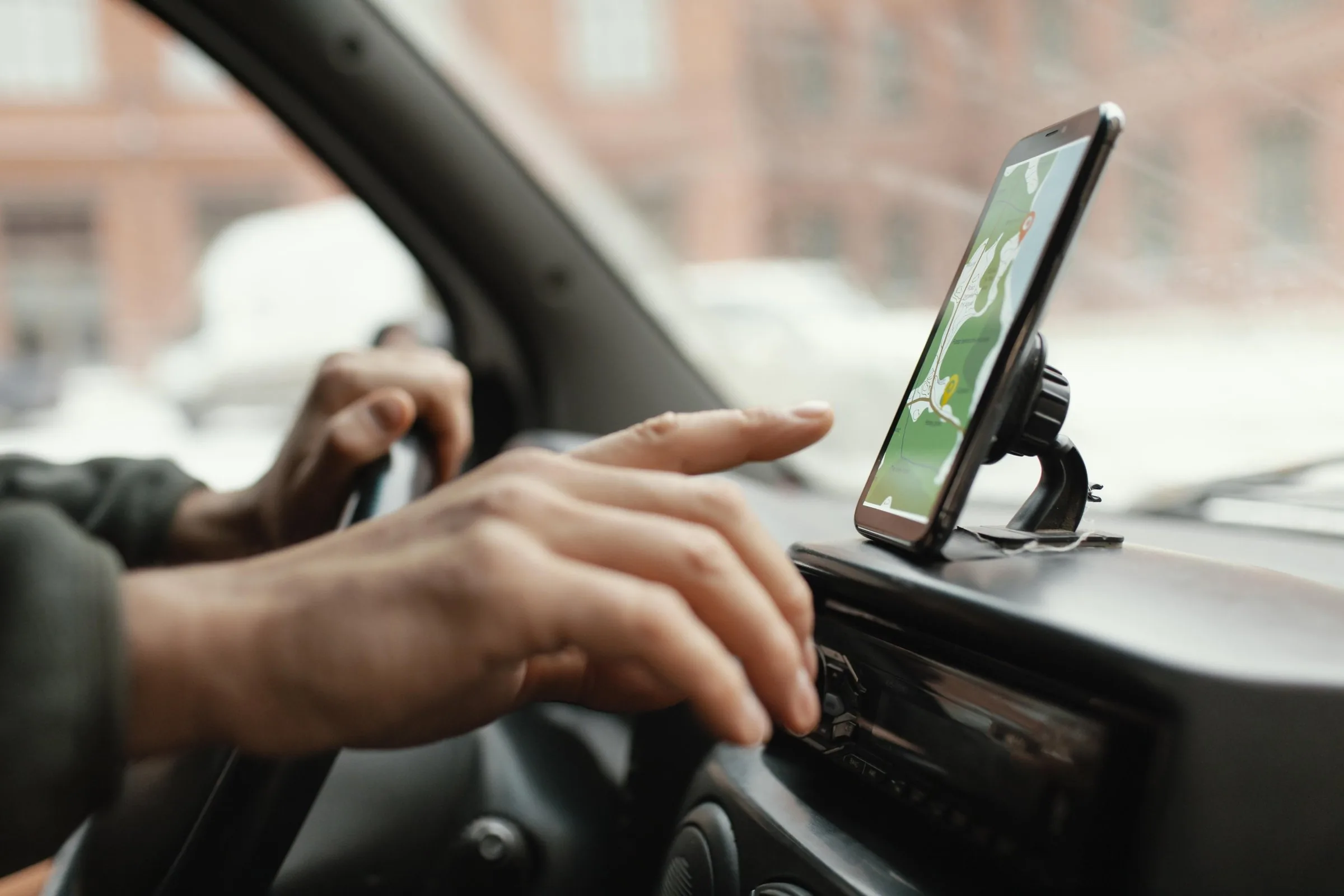 Dicas para garantir sinal de celular na BR-381 entre Governador Valadares e BH