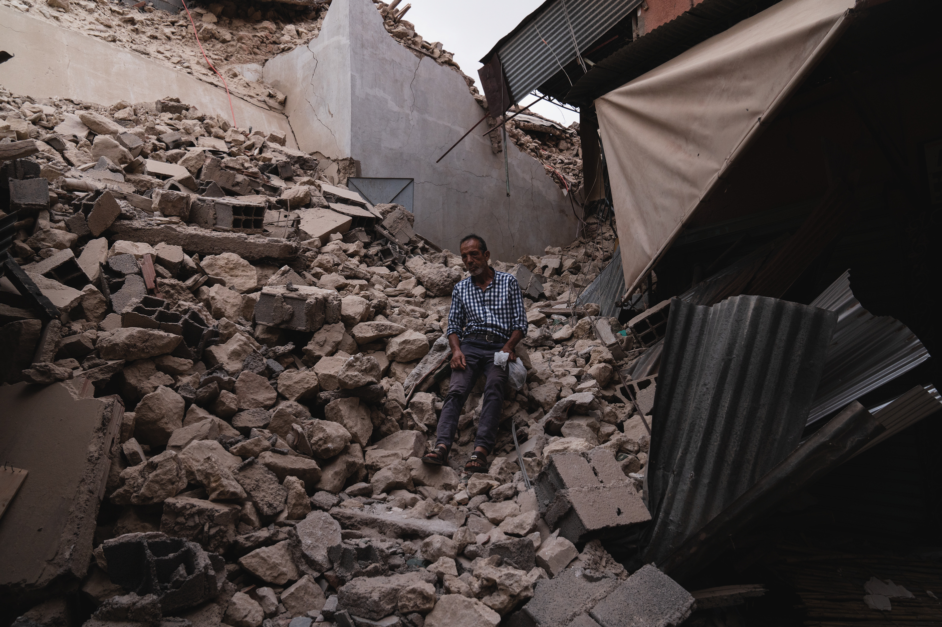 Sobrevivente descreve momentos de terror durante terremotos na Venezuela