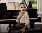 Filme 'Strung' mistura gêneros em uma trama intrigante