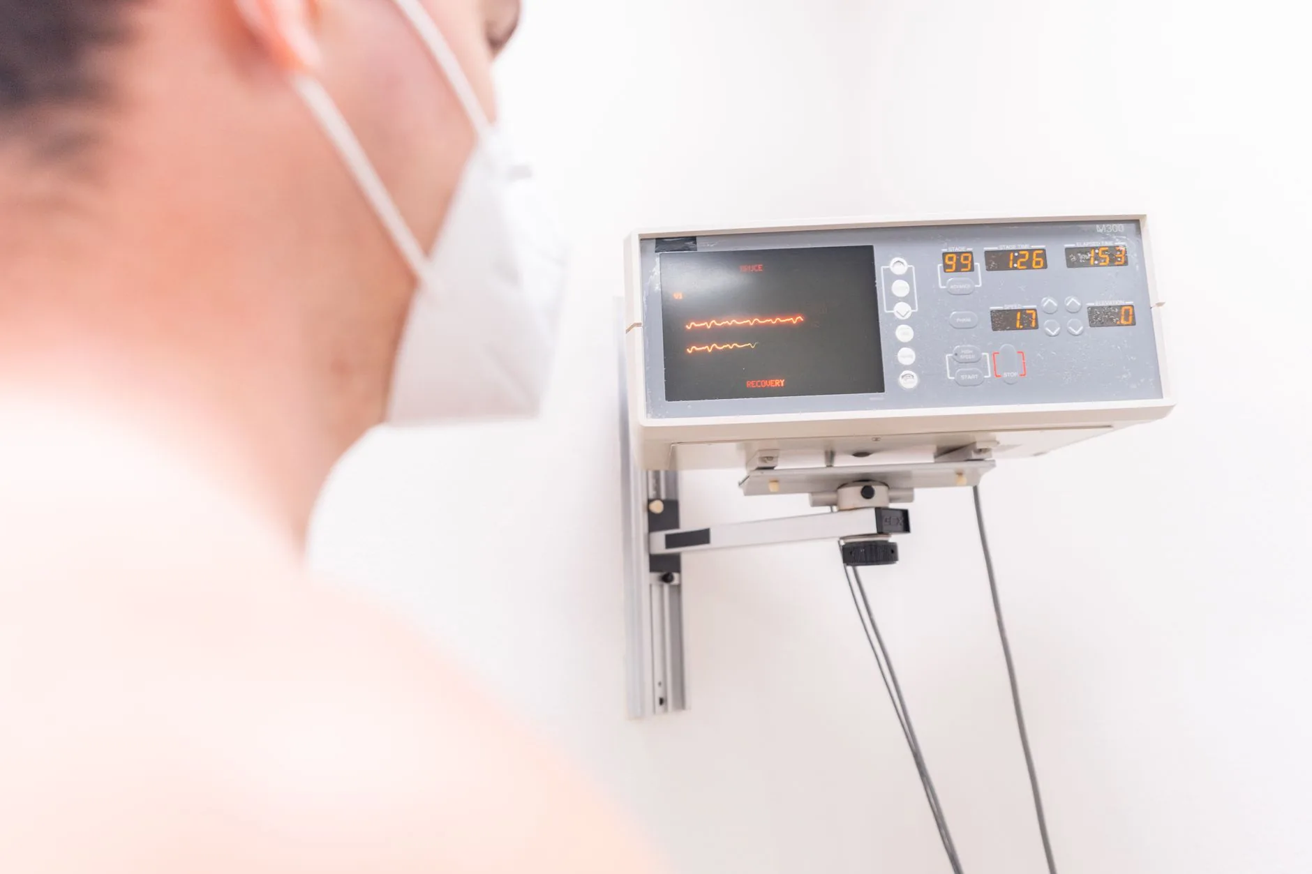 Homem na Espanha é diagnosticado com vermes após suspeita de câncer cerebral