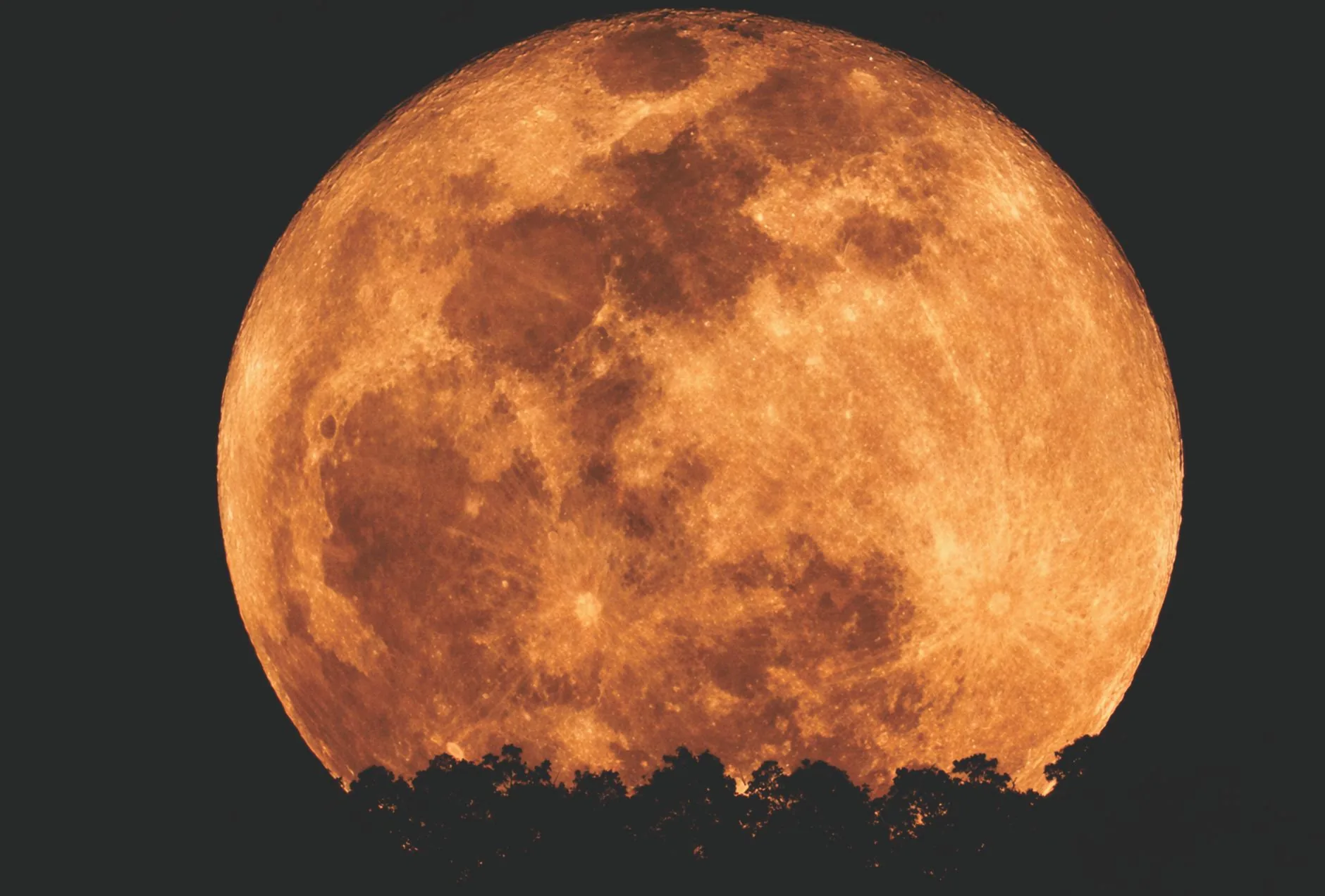 Lua Cheia de Morango iluminará o céu noturno na próxima semana
