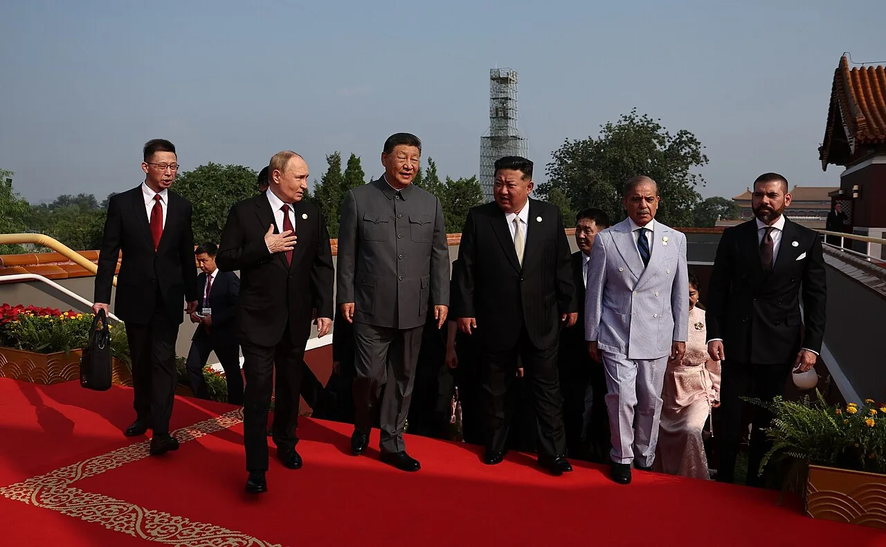 Xi Jinping Recebe Líderes Mundiais em Beijing para Expandir Influência Chinesa