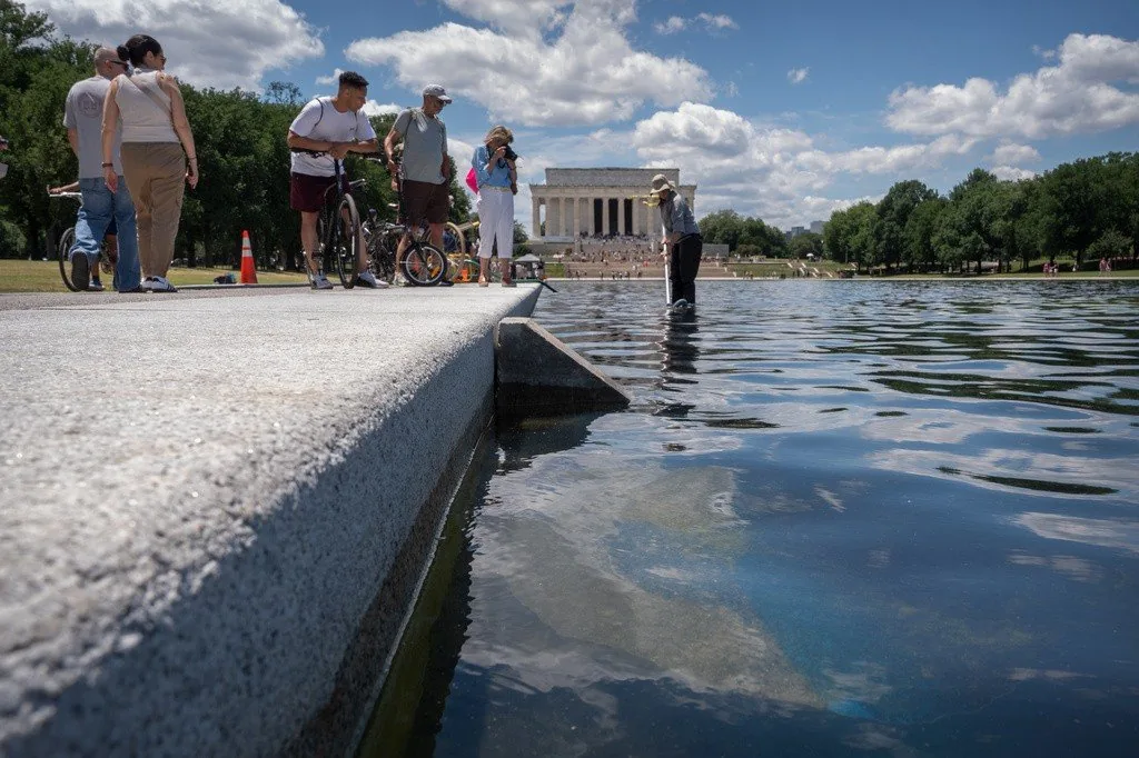 Reforço na segurança do espelho d'água do Lincoln Memorial após acusações de vandalismo