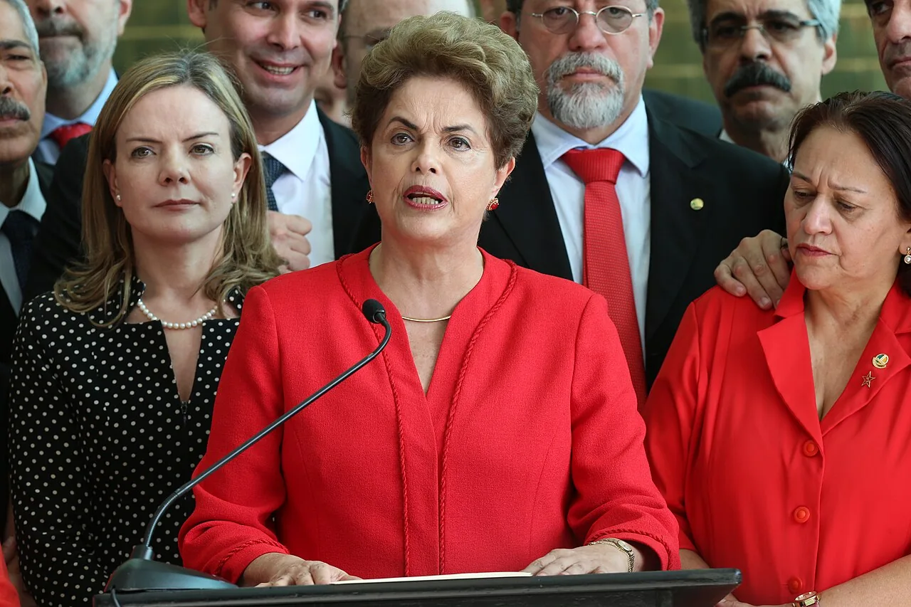 Jaques Wagner deixa liderança do governo Lula no Senado após operação da PF