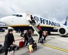Ryanair altera política de assentos gratuitos para famílias após investigação de órgão regulador no Reino Unido