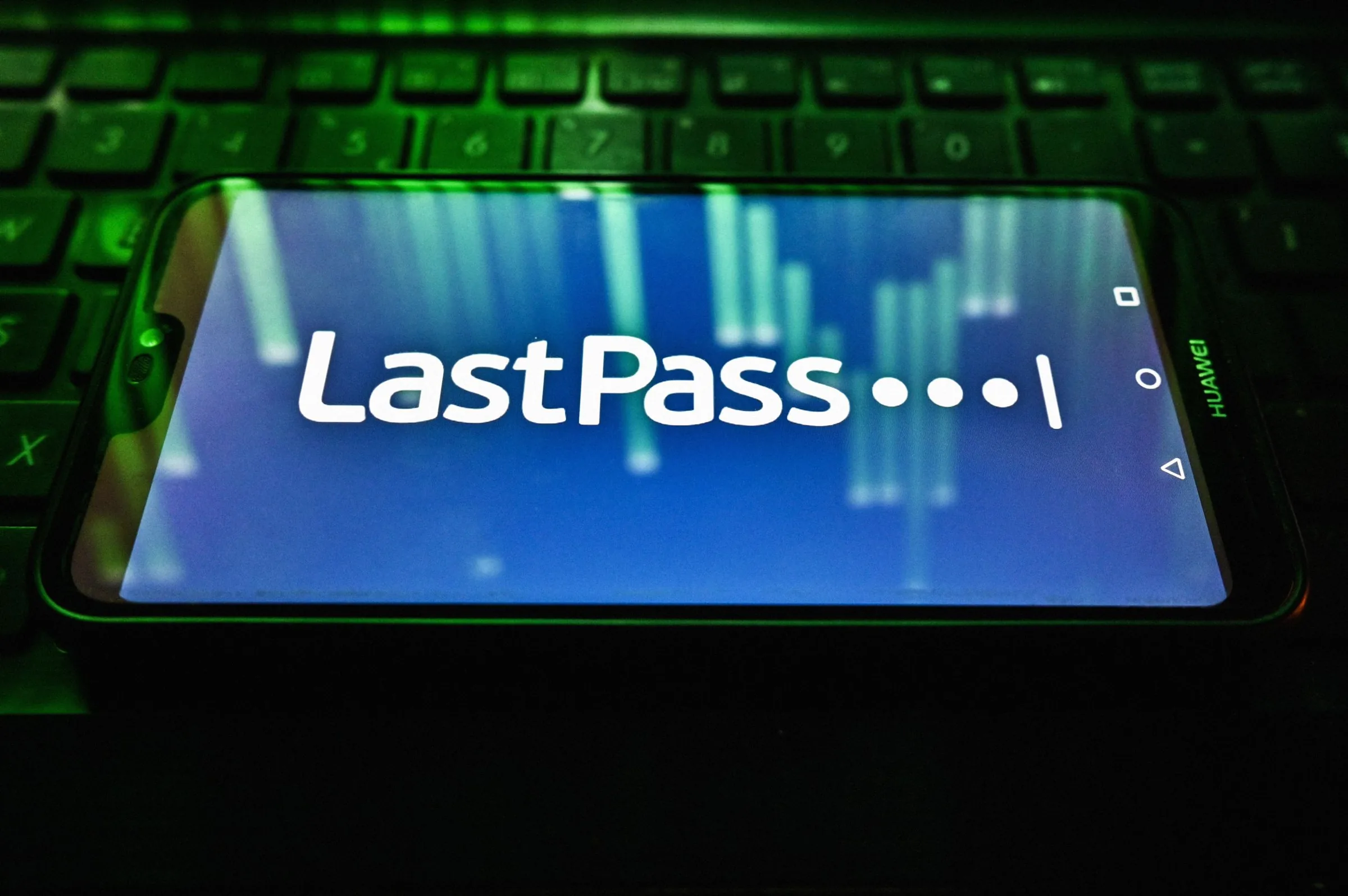 Notícias de Segurança da Semana: Dados de Usuários do LastPass Foram Roubados Novamente