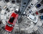 Volkswagen planeja cortar até 10.000 empregos e fechar fábricas, segundo relatório