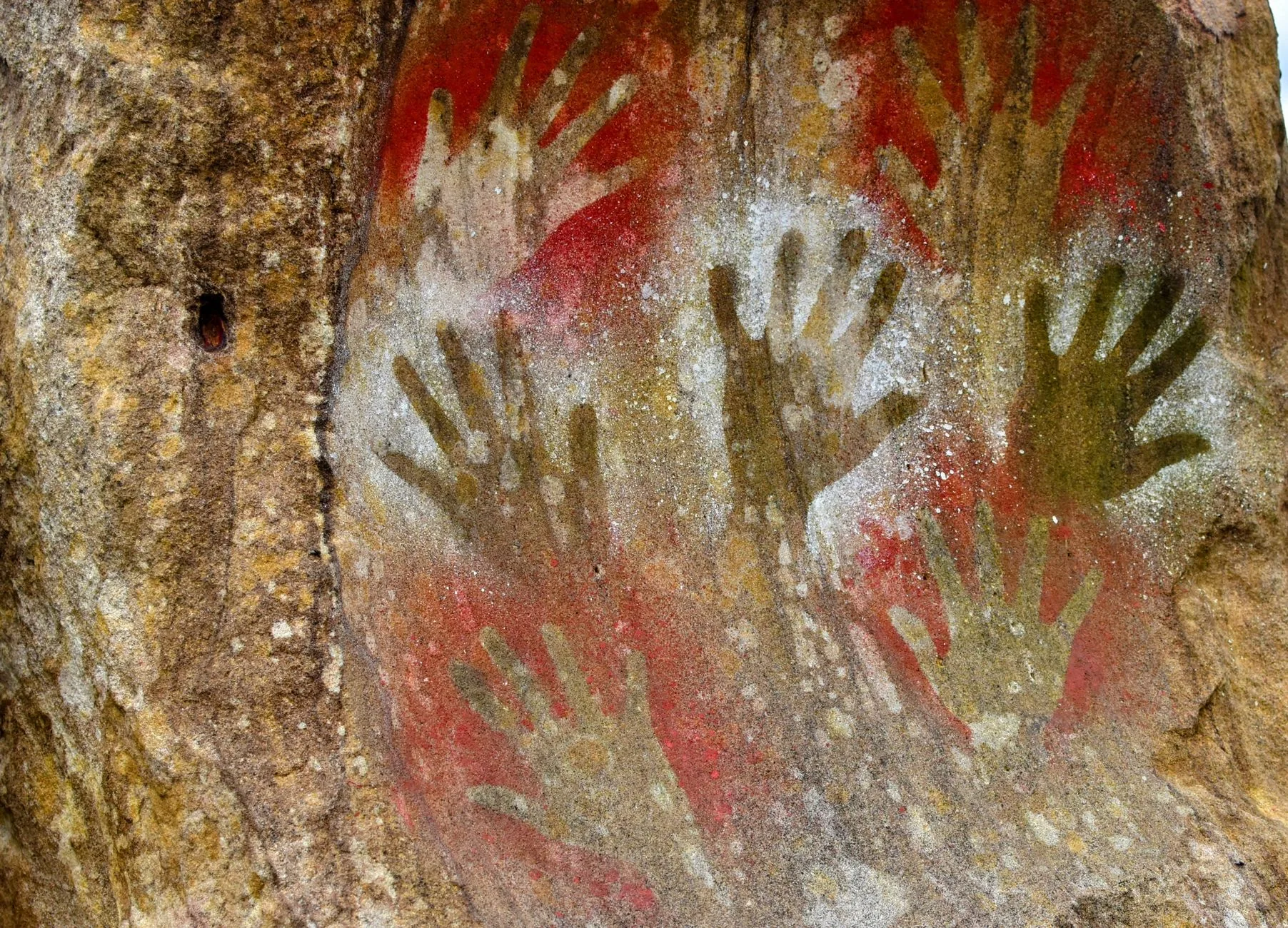 DNA humano antigo é encontrado em arte rupestre pela primeira vez