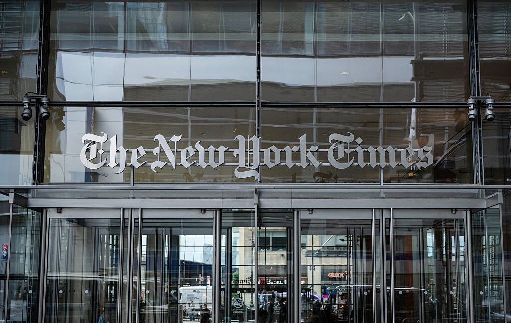 The New York Times processa Microsoft por suposta violação de direitos autorais em supercomputador para OpenAI