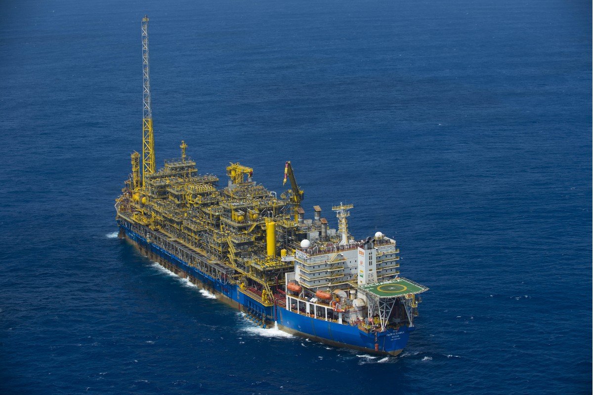 Queda nos royalties do petróleo força cidades do litoral de SP a reduzir gastos