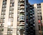 França enfrenta crise habitacional em meio a ondas de calor extremo