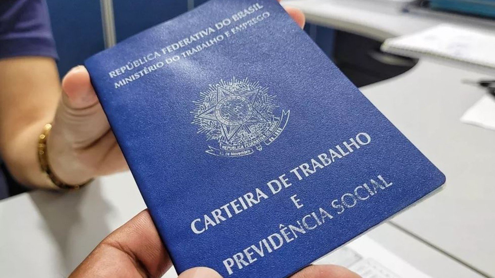 Empregos formais na Paraíba superam 100 mil em 2025