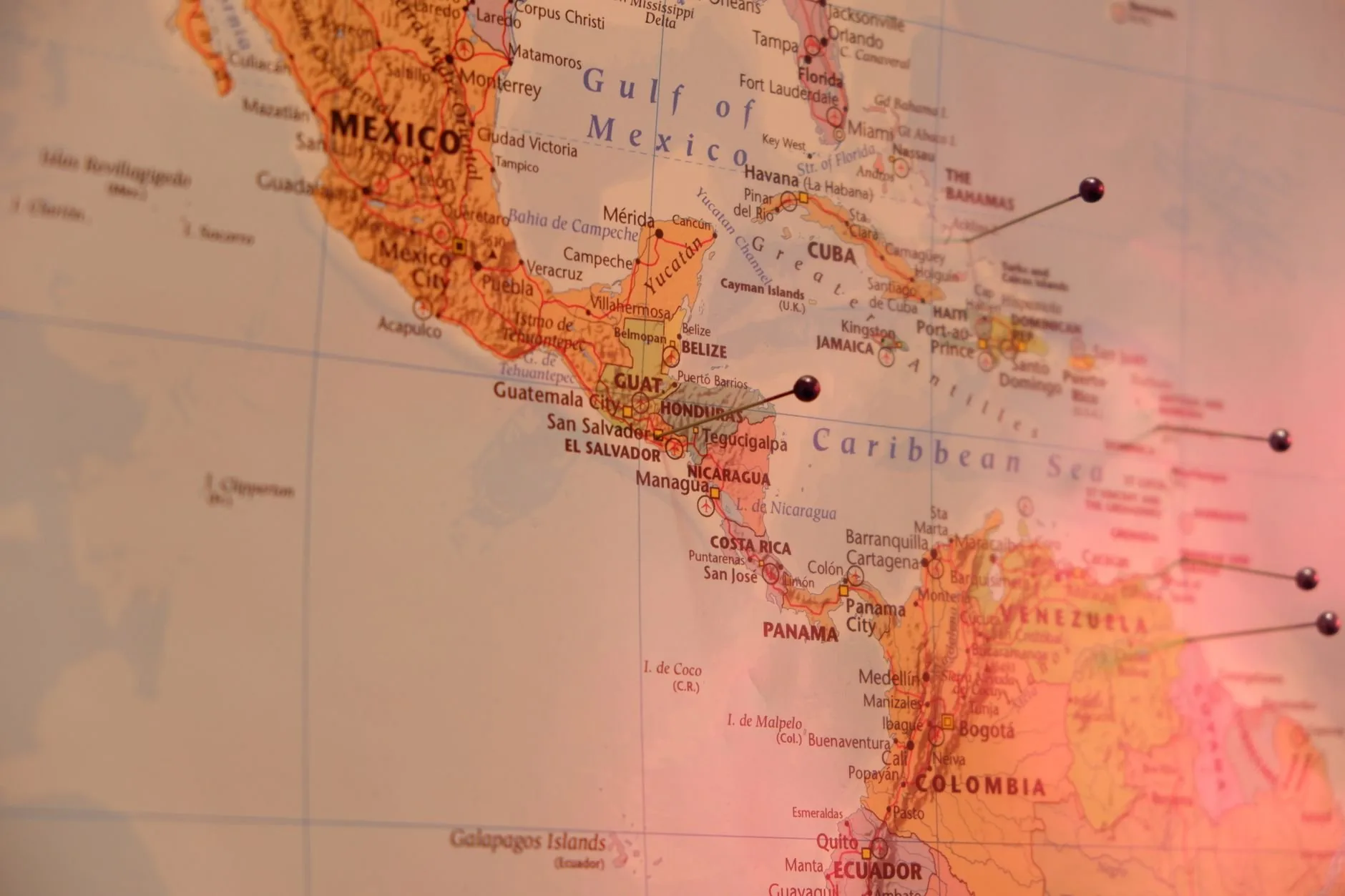 Dois fortes terremotos atingem a Venezuela