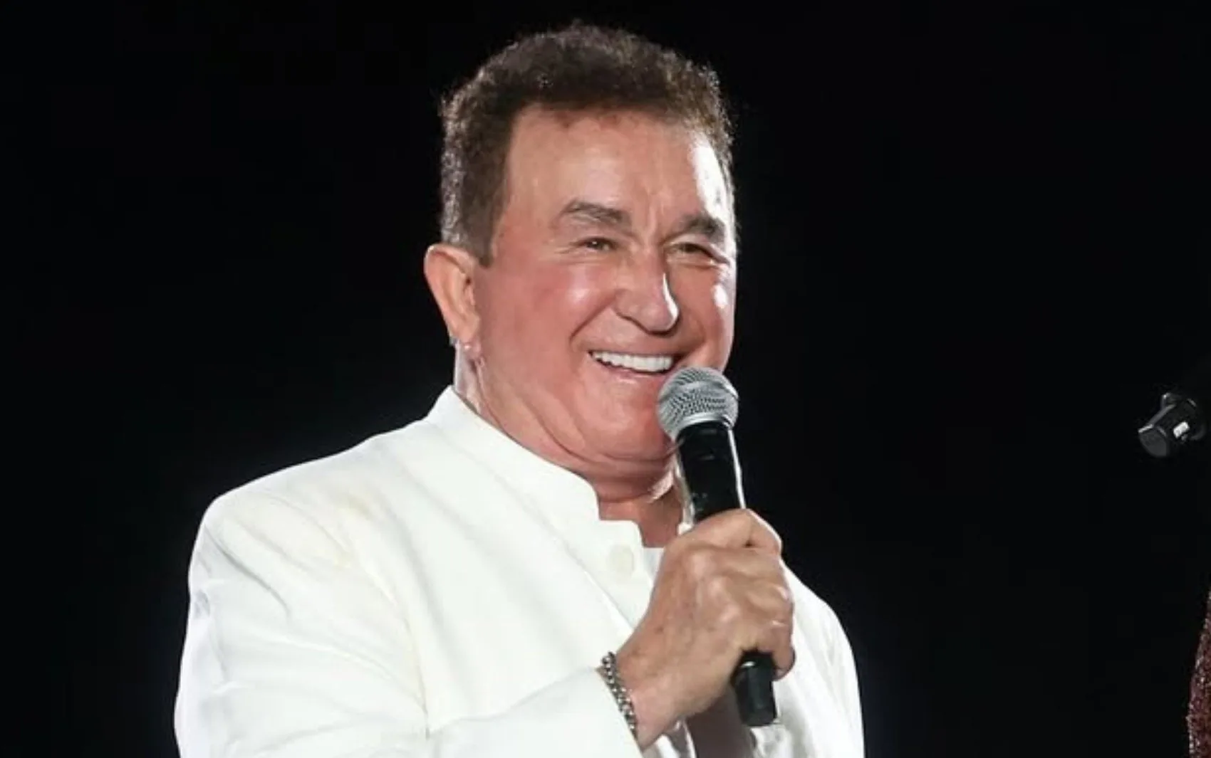 Amado Batista condenado a indenizar pais de criança que morreu afogada em sua fazenda