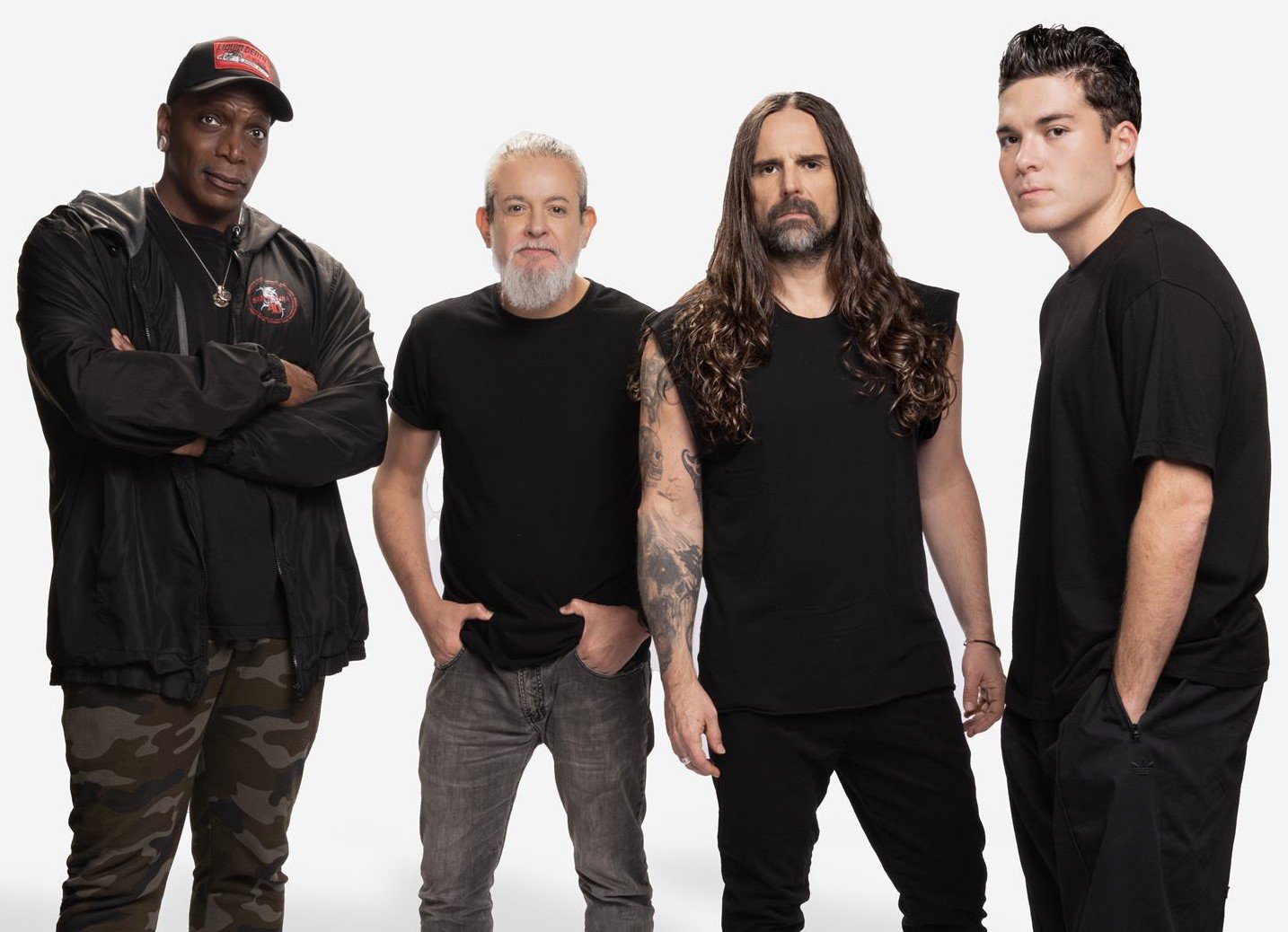 Andreas Kisser comenta sobre a turnê de despedida do Sepultura: 'Tem tirado muita gente de casa'
