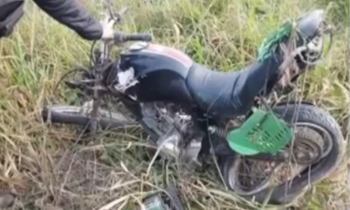 Motociclista perde a vida em colisão com caminhonete na BR-101, na Bahia