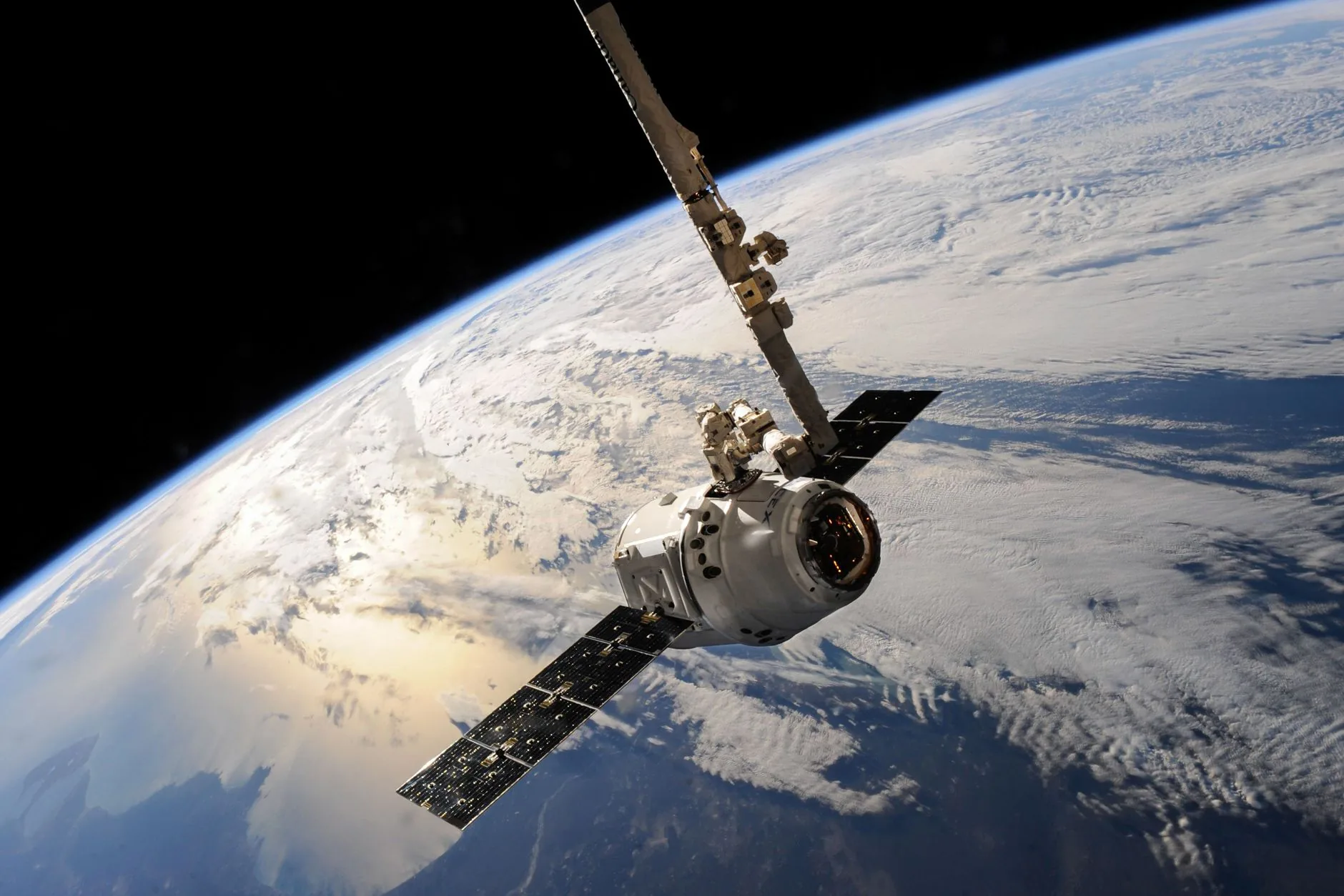 SpaceSail, projeto chinês, pode desafiar a liderança do Starlink de Elon Musk