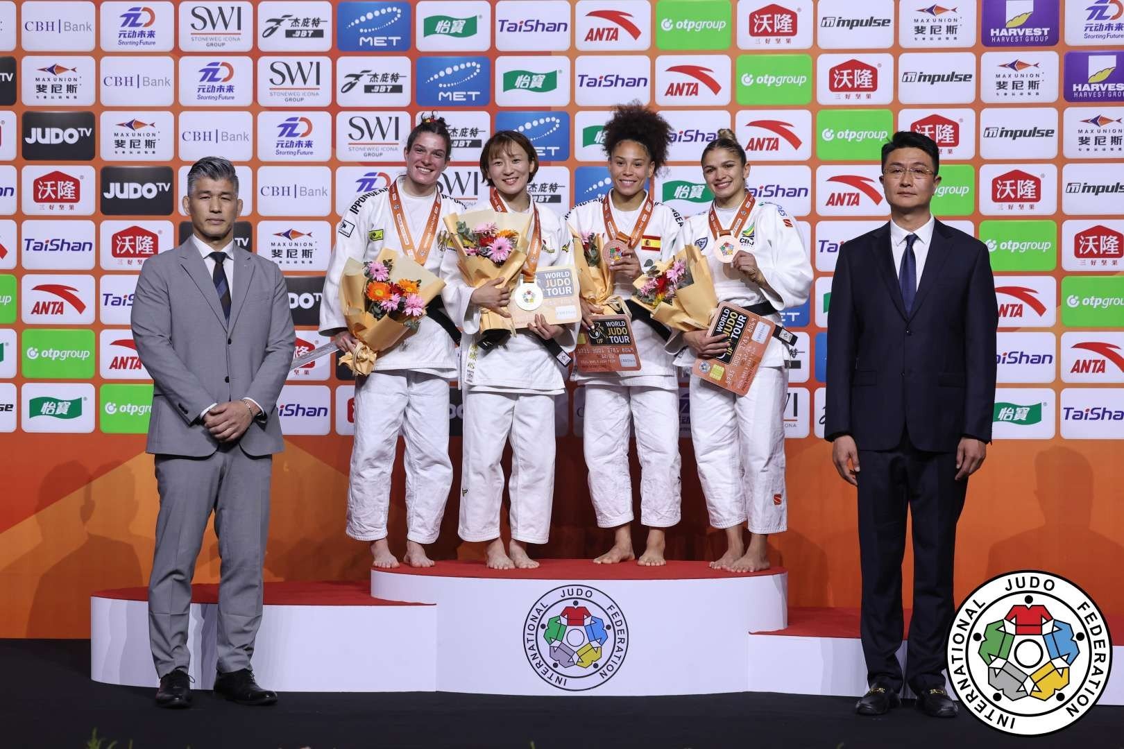 Larissa Pimenta e Ronald Lima conquistam medalhas de bronze no Grand Prix de Judô na China