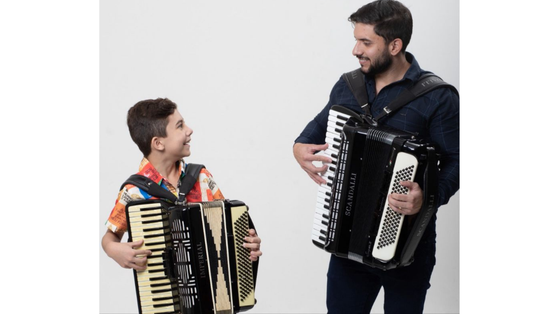 Menino de 9 anos de Campina Grande se encanta pela sanfona e se inspira em Luiz Gonzaga