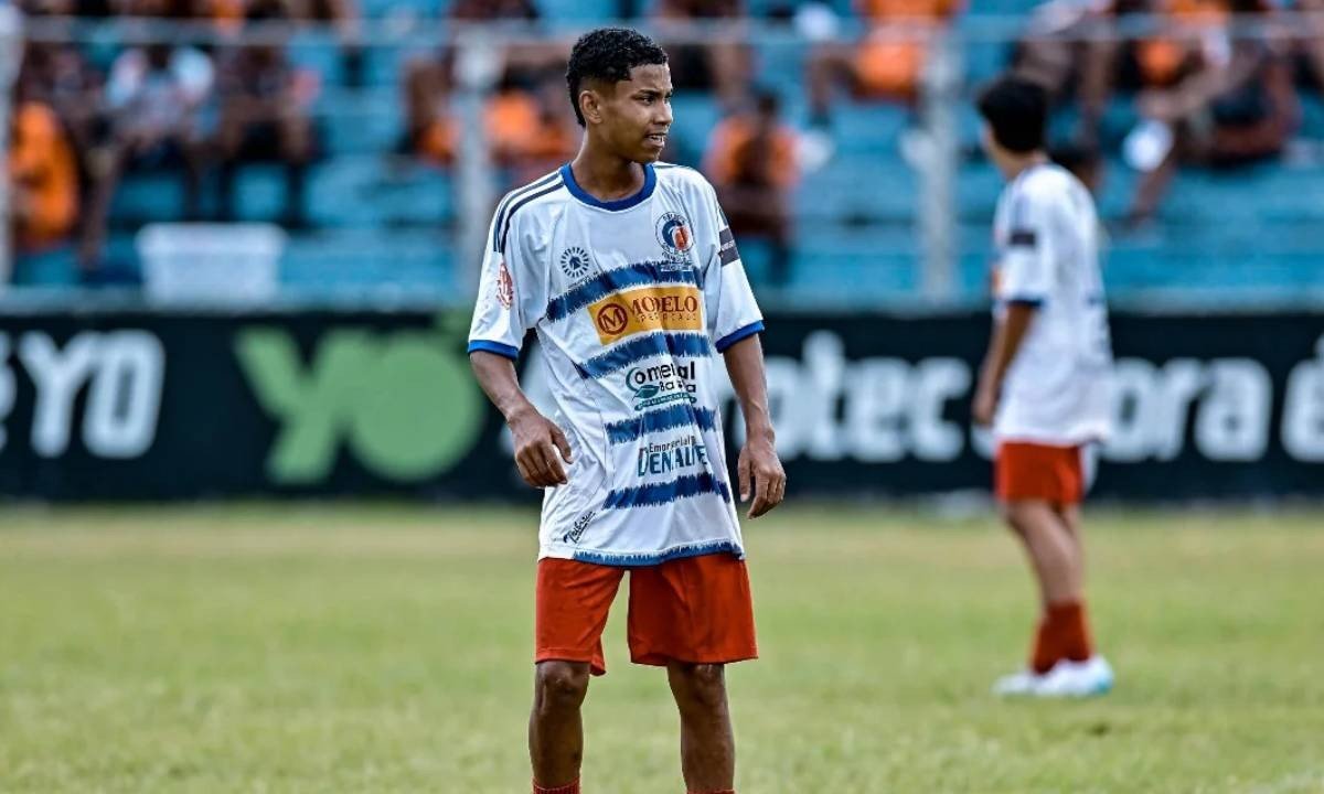 Adolescente de 16 anos perde a vida em acidente de trânsito na Bahia
