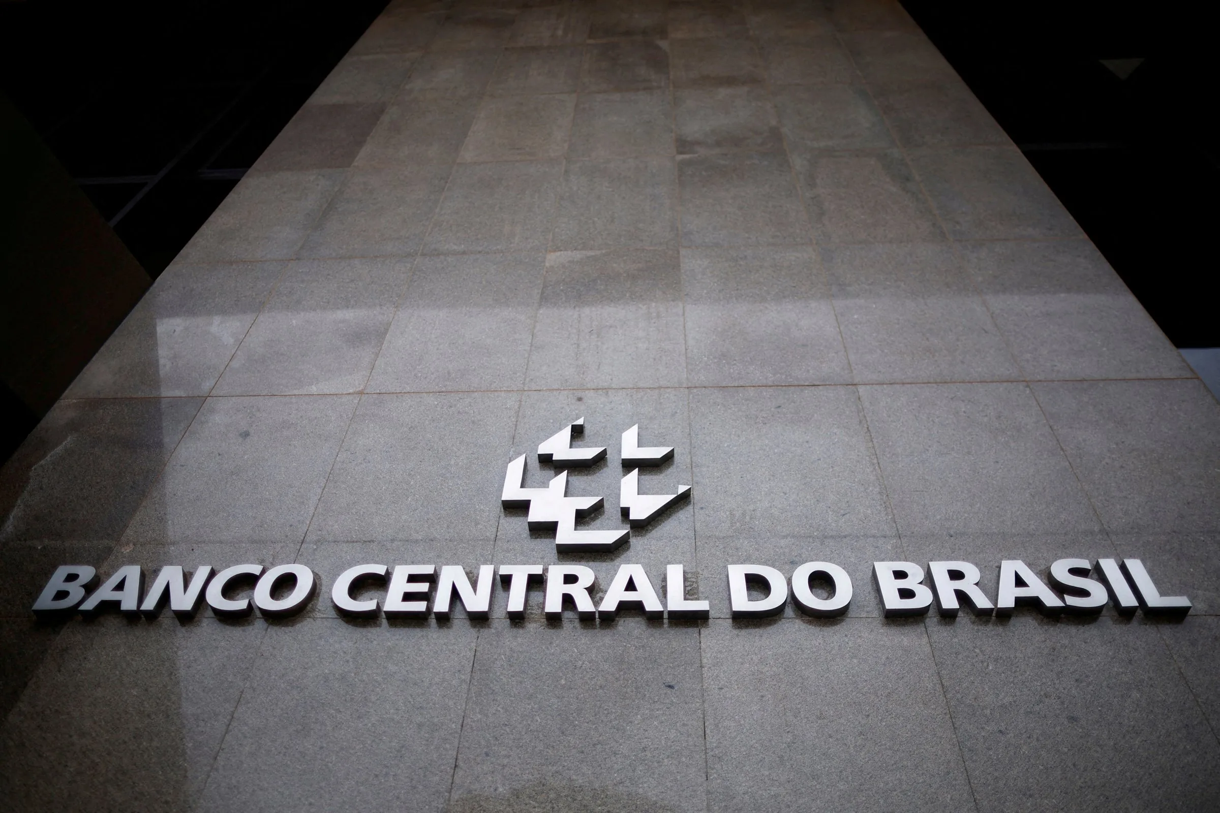 Banco Central determina liquidação extrajudicial da Sefer Investimentos, investigada na Operação Compliance Zero