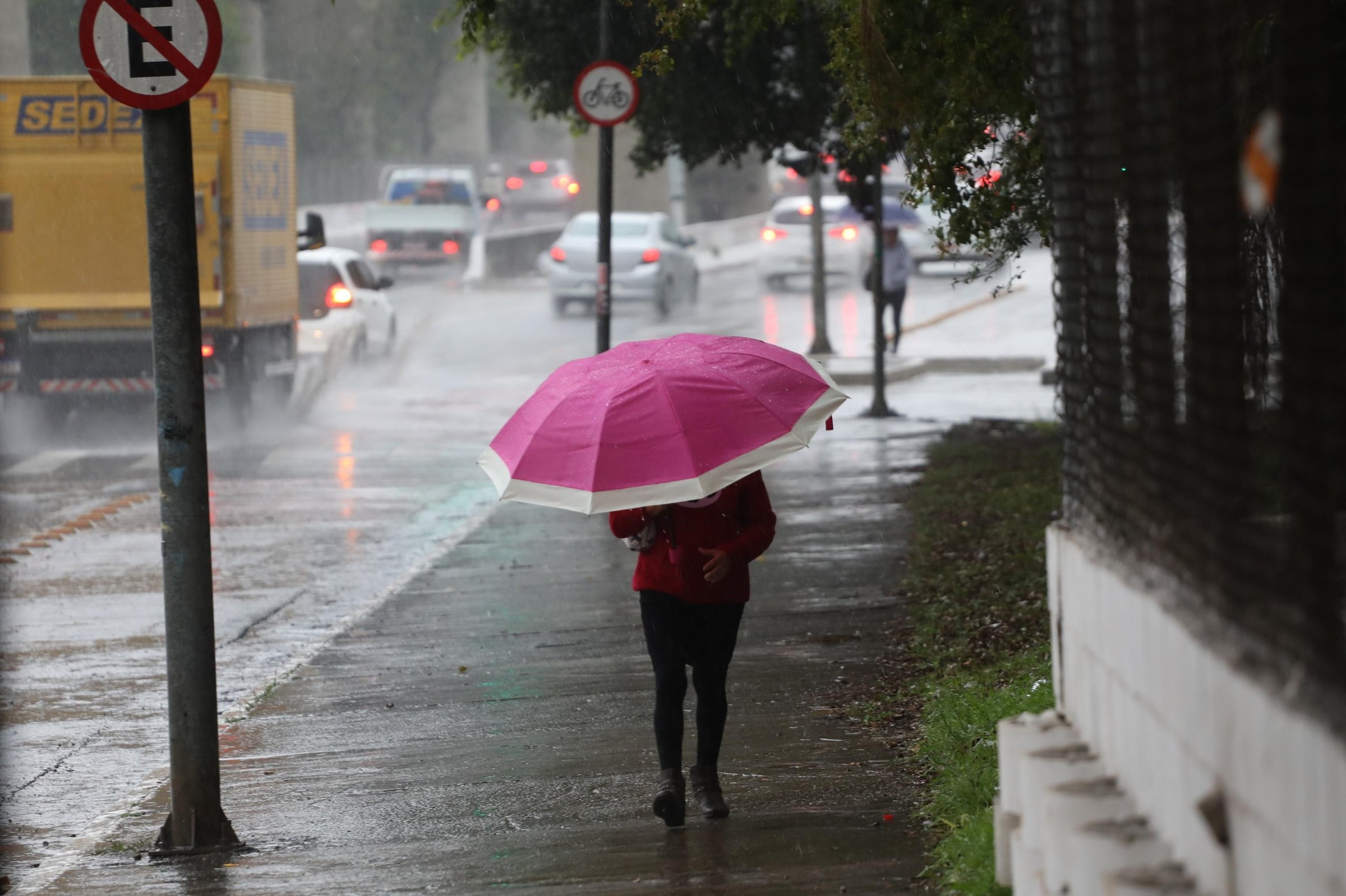 Frio no Sul e chuvas no Sudeste e Nordeste marcam o fim de semana