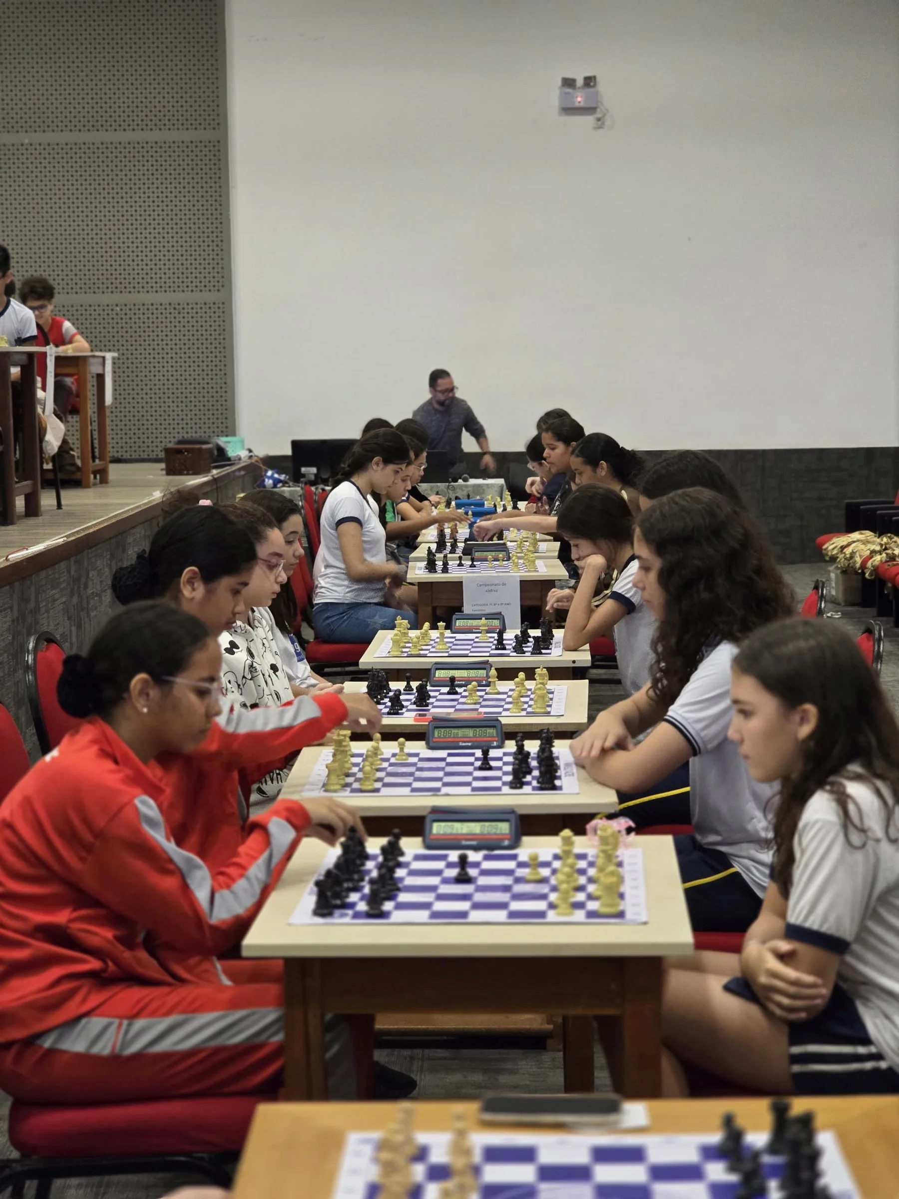 Oitava Copa Xadrez Escolar acontece em Rio Branco com 165 participantes