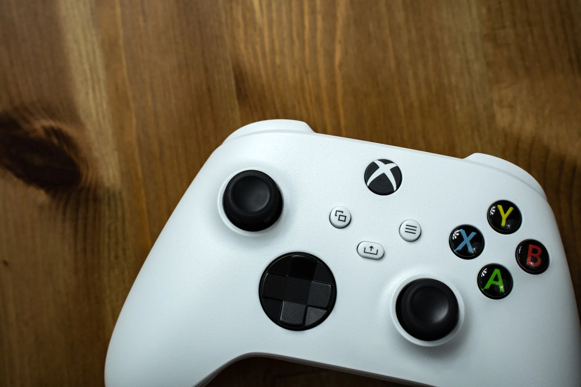 Apple e Xbox aumentam preços de dispositivos e consoles devido à crise de componentes