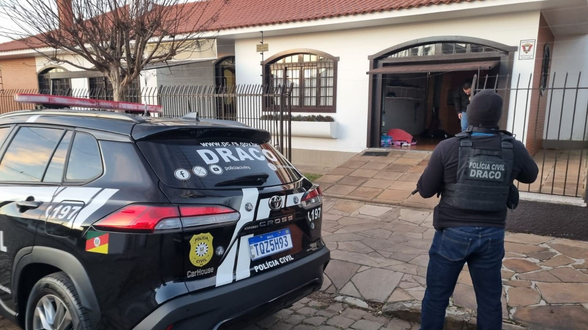 Líder de facção de SC é capturado em residência de luxo no RS