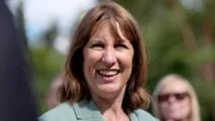 Reeves pede a Burnham que mantenha sua abordagem econômica