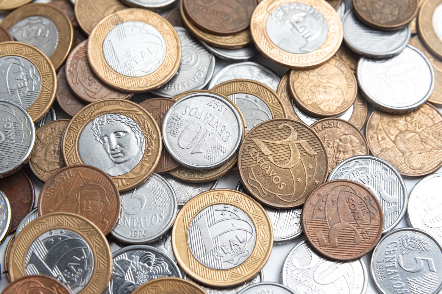 Arrecadação federal atinge R$ 266,8 bilhões em maio, recorde histórico para o mês