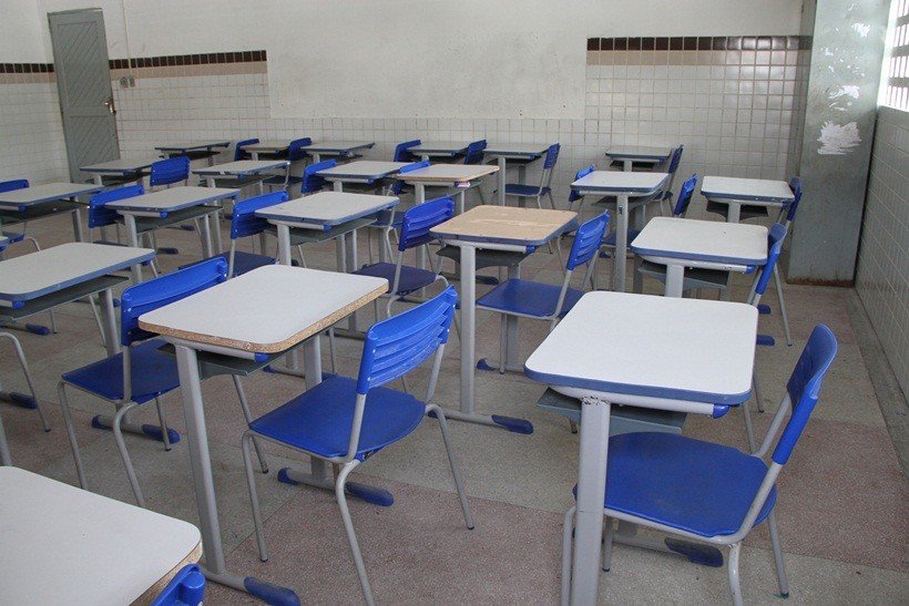Nova lei garante prioridade nas matrículas escolares para filhos de PCDs e idosos na Paraíba