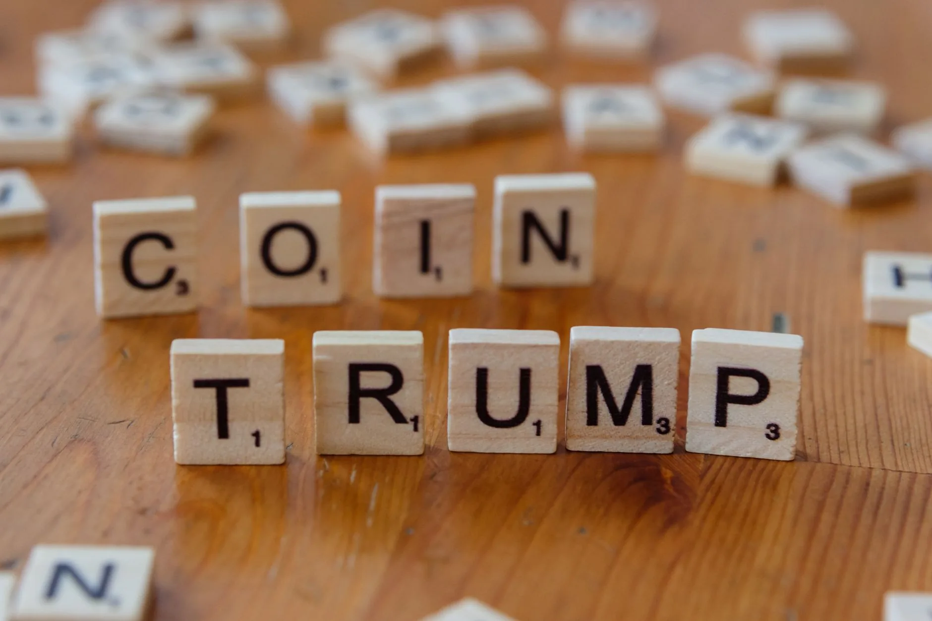 Trump ameaça impor tarifa de 100% sobre países europeus que adotarem imposto digital