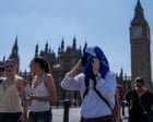 Calor extremo atinge a Europa com recordes de temperatura e tragédias