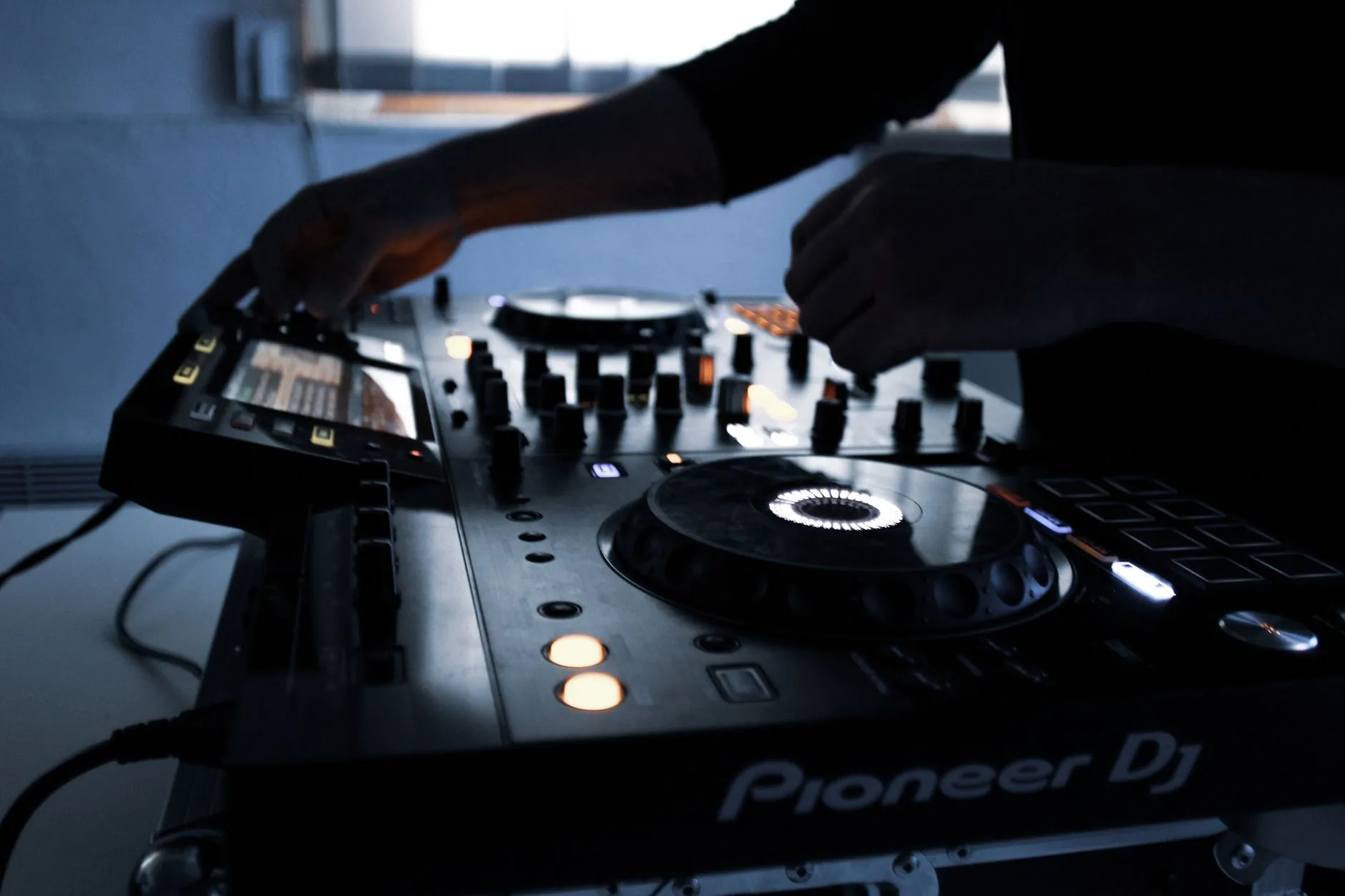 Trevor Nelson, DJ da BBC, faz pausa por problemas de saúde