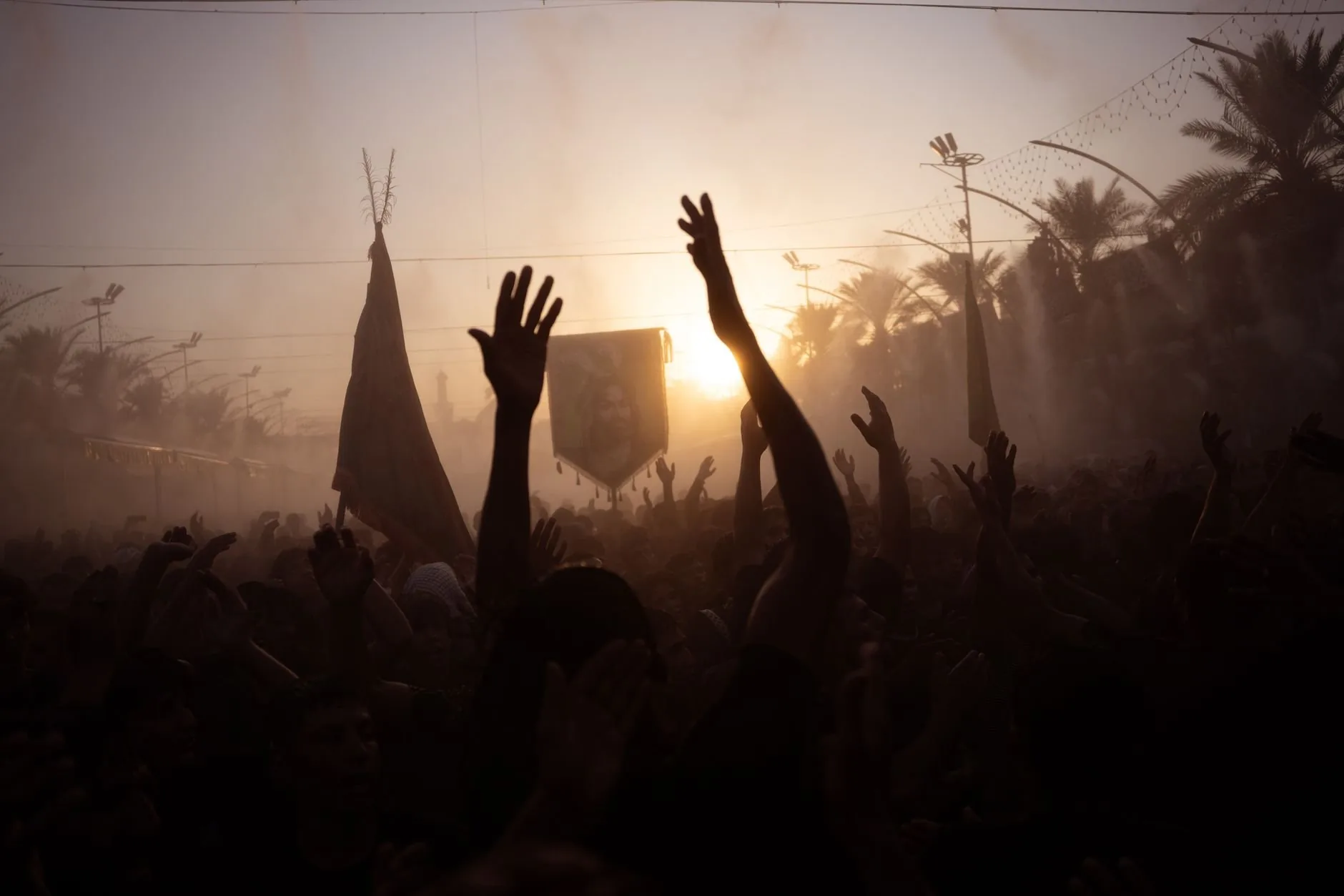 Iranianos celebram o primeiro Ashura após a morte de Khamenei na guerra EUA-Irã