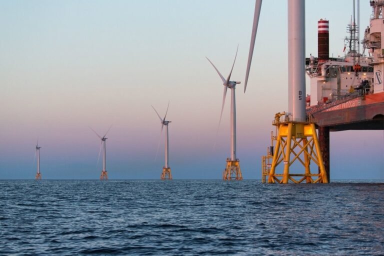 Administração Trump continua a luta contra energia eólica após derrota judicial