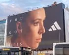 Anúncios de Adidas, Uniqlo e Calvin Klein são banidos no Reino Unido por alegações de 'reciclados'