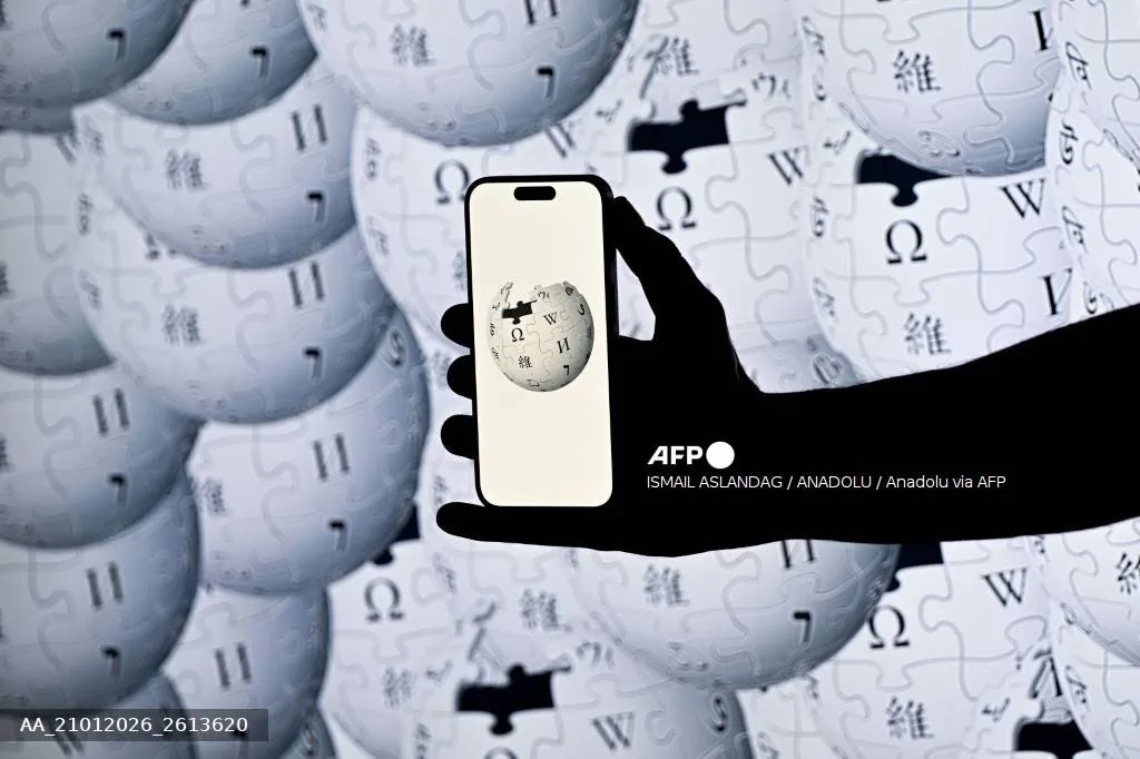 Wikipédia não permitirá edições diretas por inteligência artificial, afirma cofundador