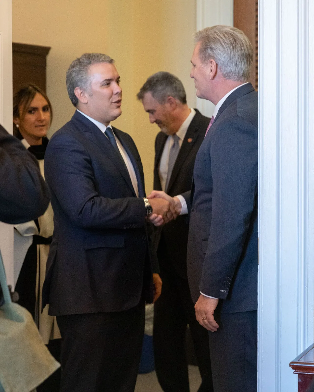 Eduardo Girão agradece apoio de Michelle Bolsonaro em disputa pelo governo do Ceará