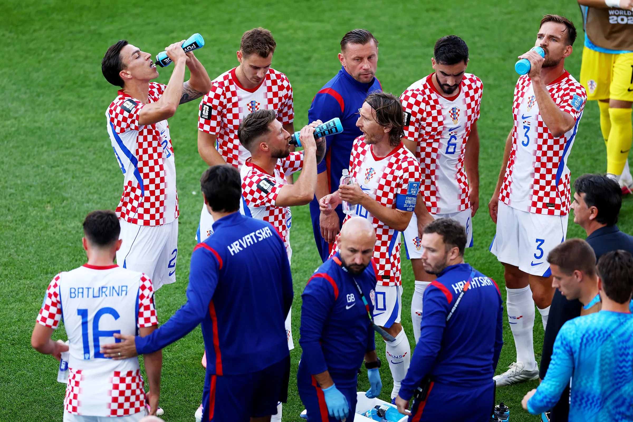 Controvérsia sobre as Novas Pausas para Hidratação na Copa do Mundo