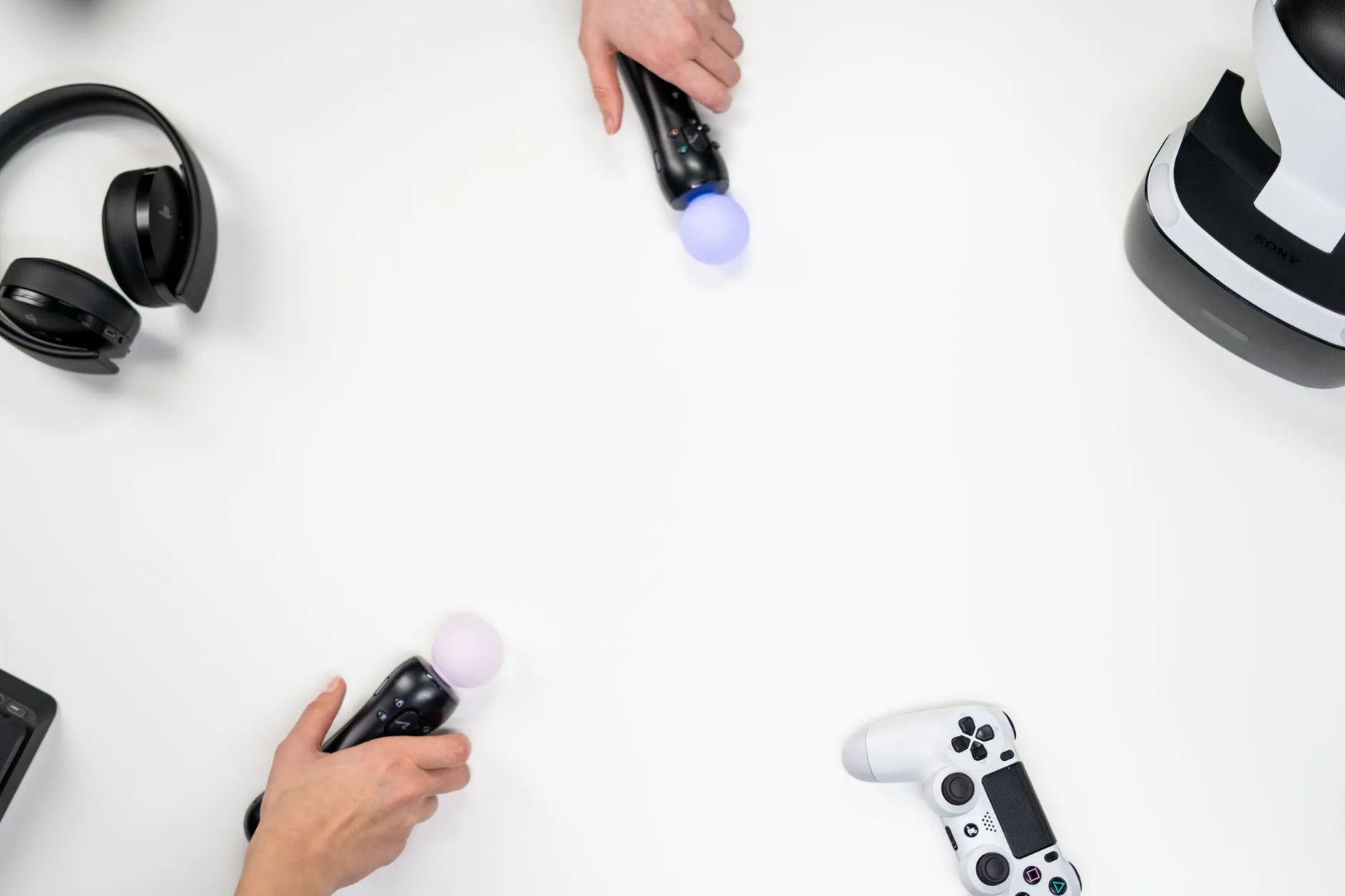 Sony planeja expandir experiência do PlayStation além da sala de estar