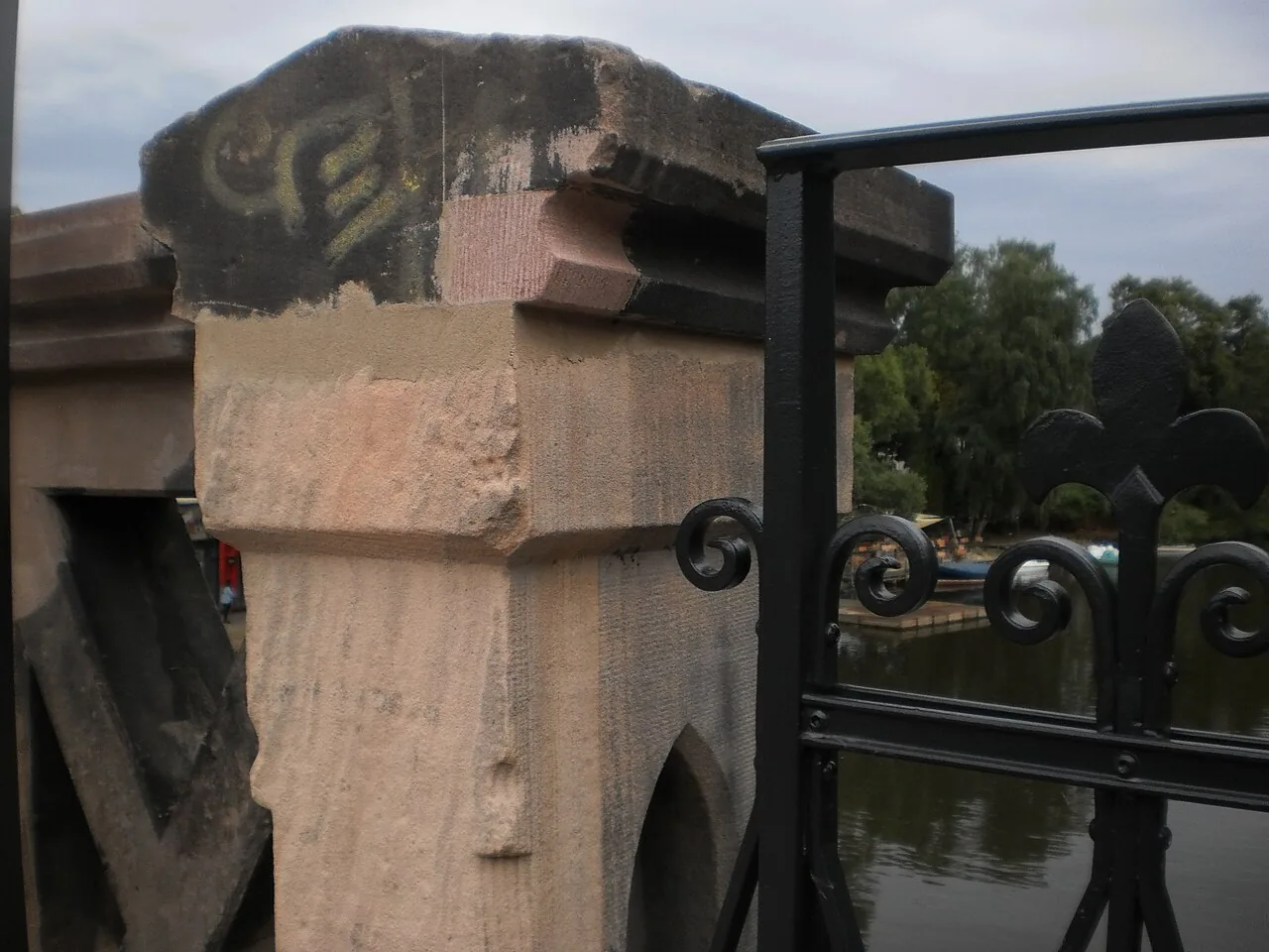 Ponte que liga Montes Claros a Capitão Enéas é reaberta após reparos
