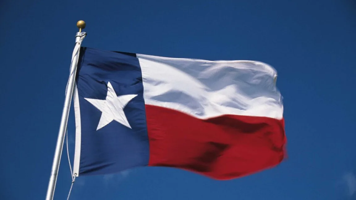 Supremo Tribunal dos EUA permite que Texas aplique lei de verificação de idade em lojas de aplicativos