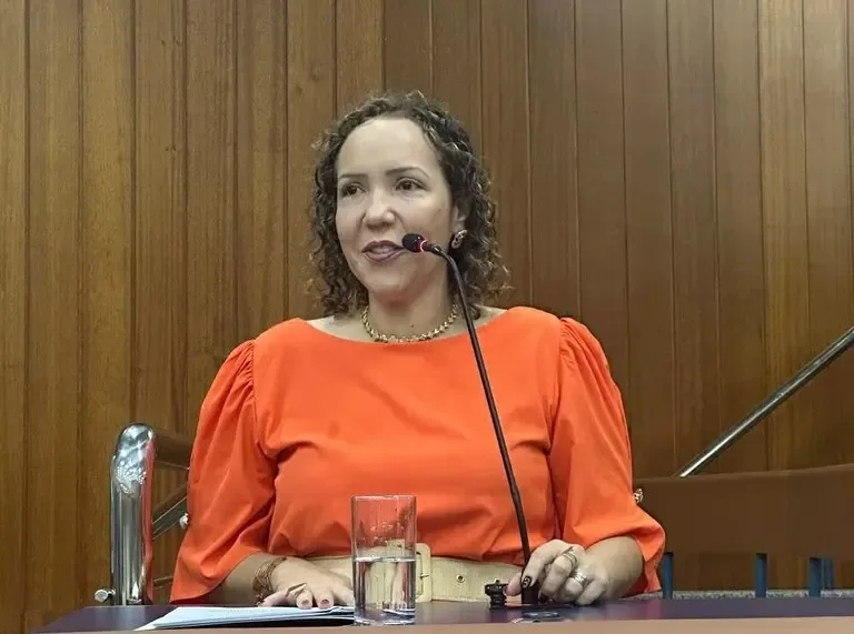 Daniela da Gilka anuncia afastamento do mandato na Câmara para lançar pré-candidatura ao governo de Goiás