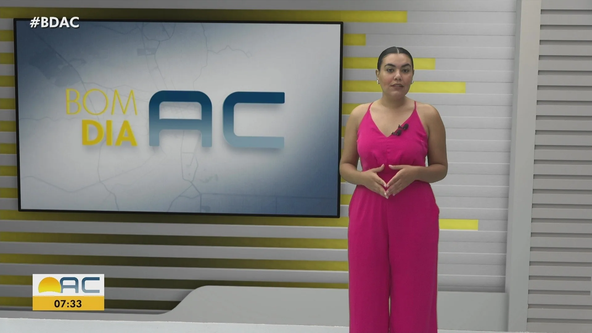Tia de recém-nascida impede técnica de enfermagem de levar bebê em bolsa