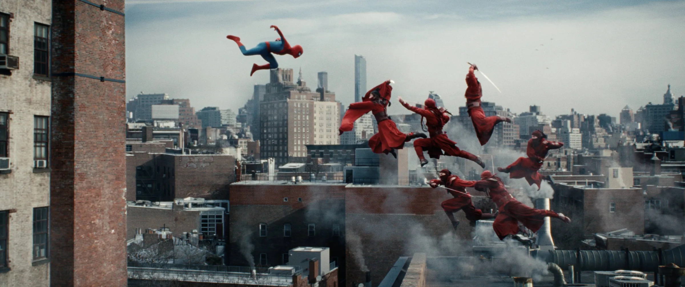'Homem-Aranha: Um novo dia' reaproxima herói das raízes nos quadrinhos, diz Tom Holland