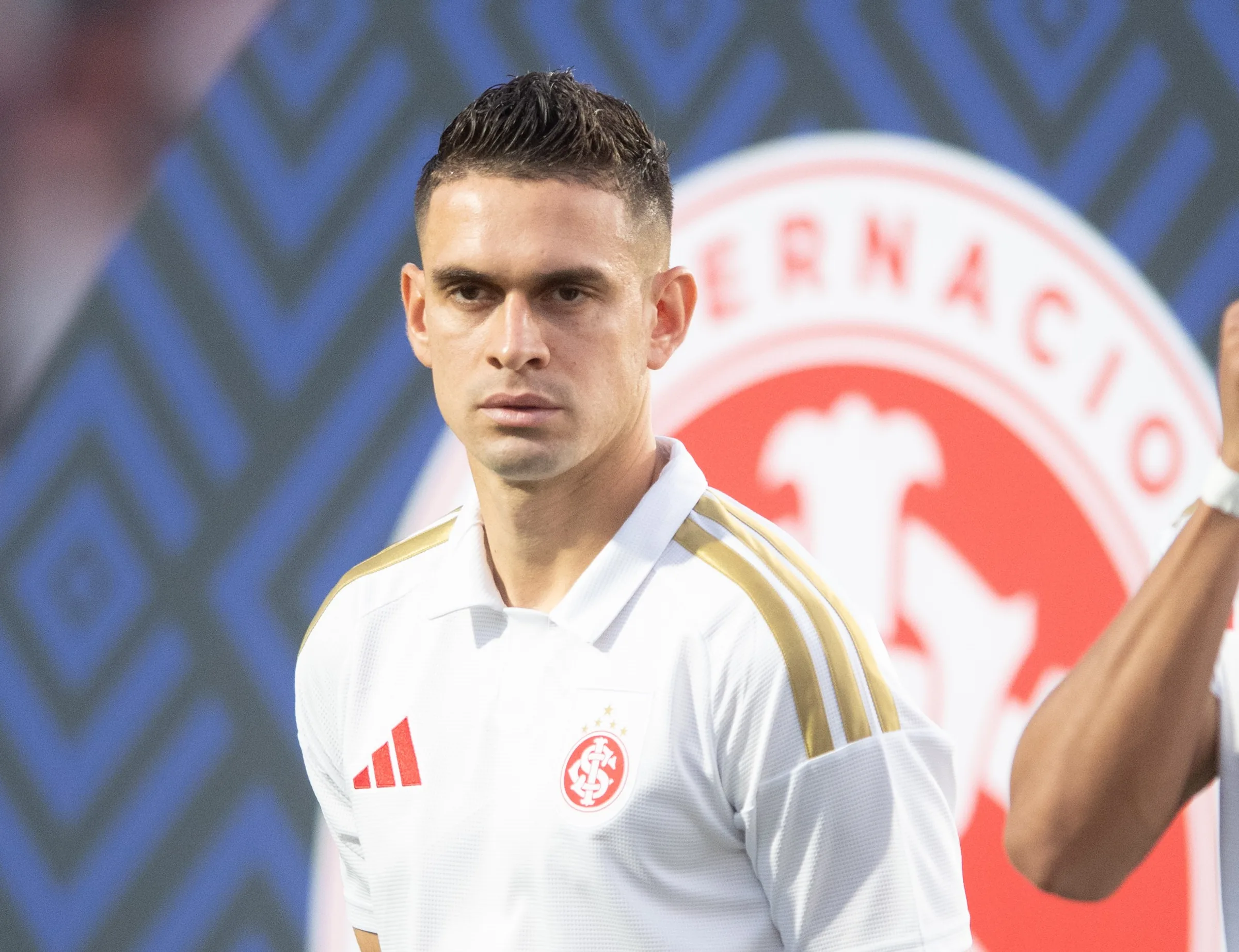 Saída de Borré gera alívio financeiro milionário ao Inter; veja valores