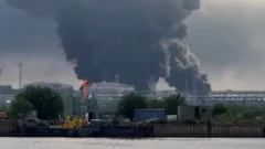 Ucrânia ataca terminal de petróleo em São Petersburgo, Rússia